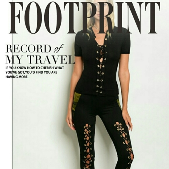 ❤️ Black Open Lace-Up Leggings w/ Camo Accents - Picture 2 of 8